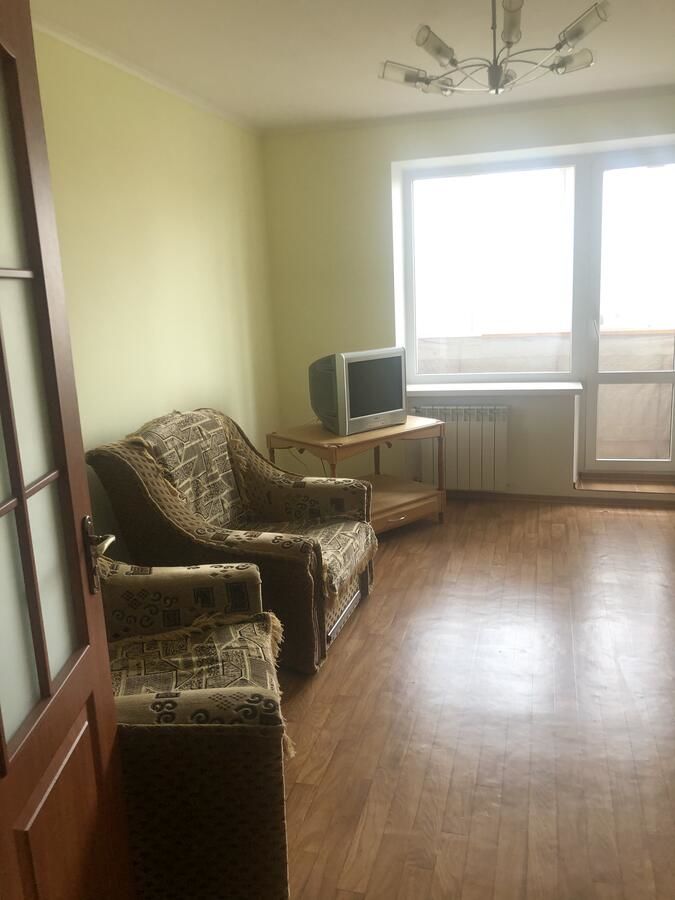 Апартаменты Квартира в новостройке с двумя спальнями , залом и кухней , для путешествующей семьи с детьми Ровно-4